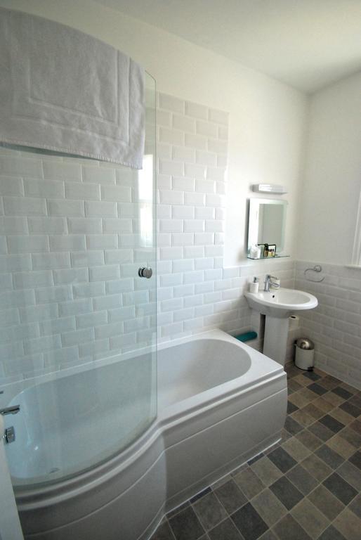 Southern Breeze Lodge - Adults Only Bournemouth Room photo